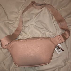 Andrew Marc Bags - NWT Andrew Marc Fanny Pack Andrew Marc Bags - NWT Andrew Marc Fanny Pack